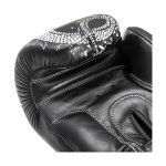 Bovenkant bokshandschoen echt leer van Knockoutgear Zwart dragon