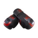 Voorkant liggend bokshandschoenen van Knockoutgear Zwart-Rood