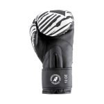 Achterkant bokshandschoen van Knockoutgear Zwart-Wit