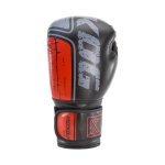 Voorkant bokshandschoen links van Knockoutgear Zwart-Rood-Grijs
